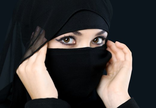Burka Hijab Girl DP