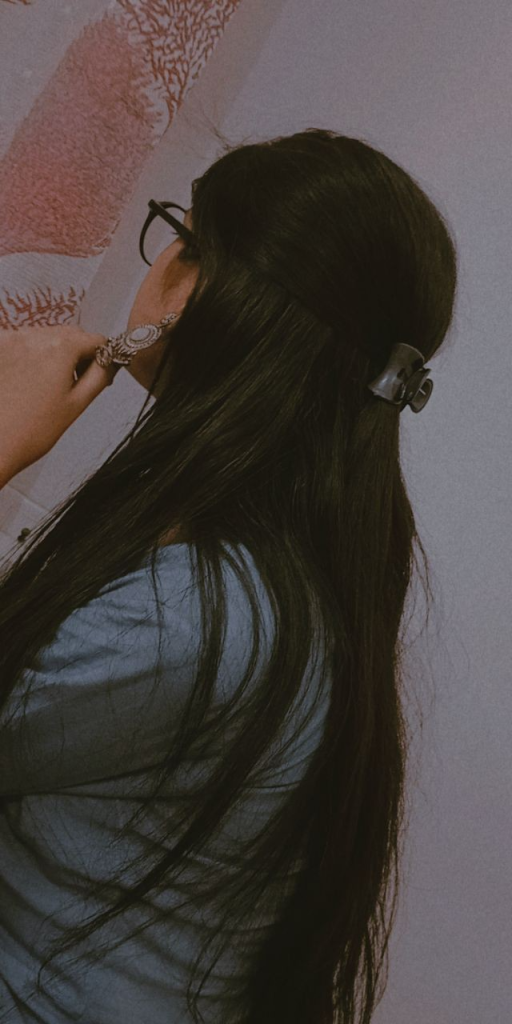 Back Pose Hidden Face Girls DP (31)