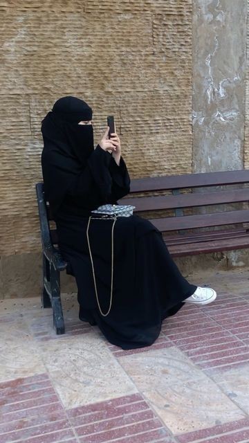 Black Hijab Girls DP (24)