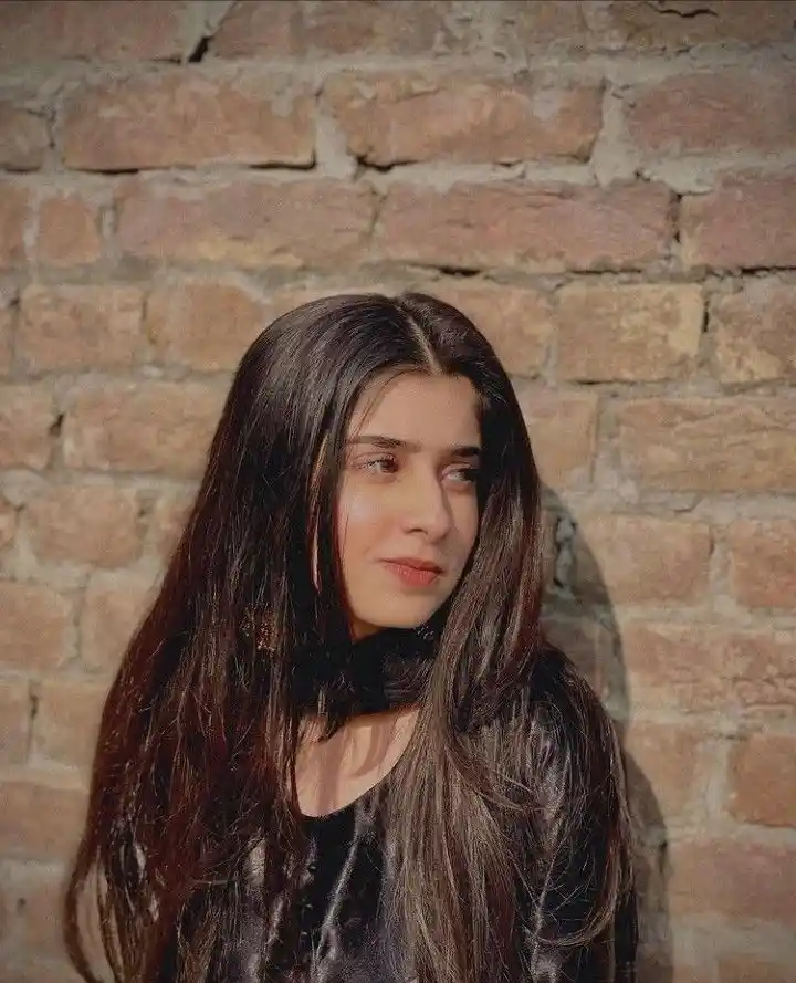 Girls DP in black dress (18)