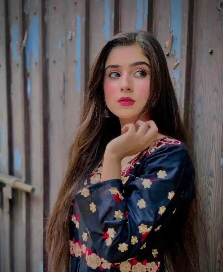 Girls DP in black dress (21)
