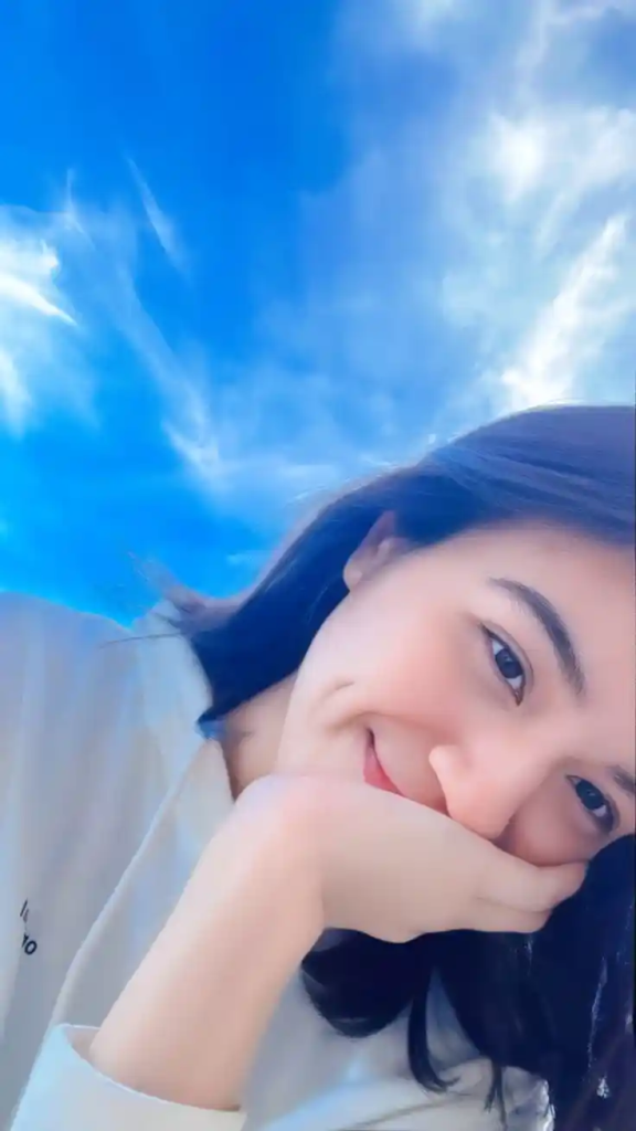 Girls DP in white dress (1)