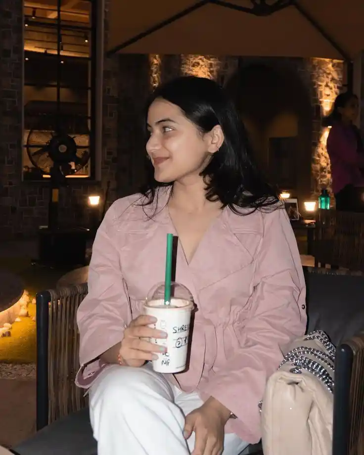 Girls DP in white dress (30)