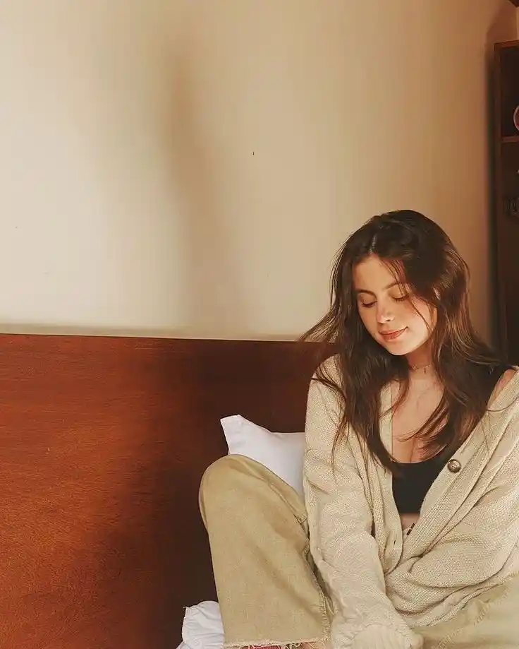 Girls DP in white dress (33)