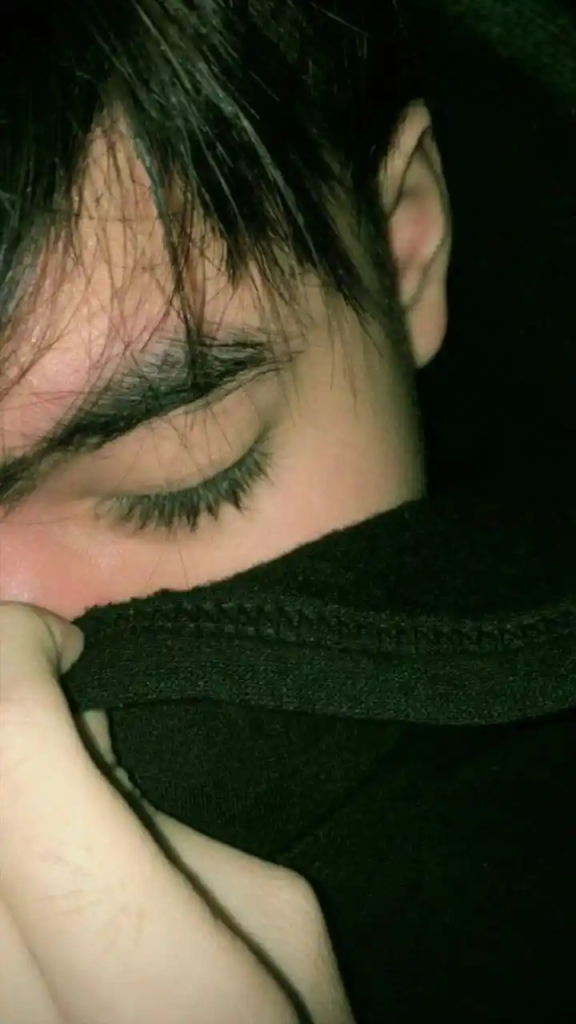 Hidden Face Boys DP with Hoodies & Masks (33)