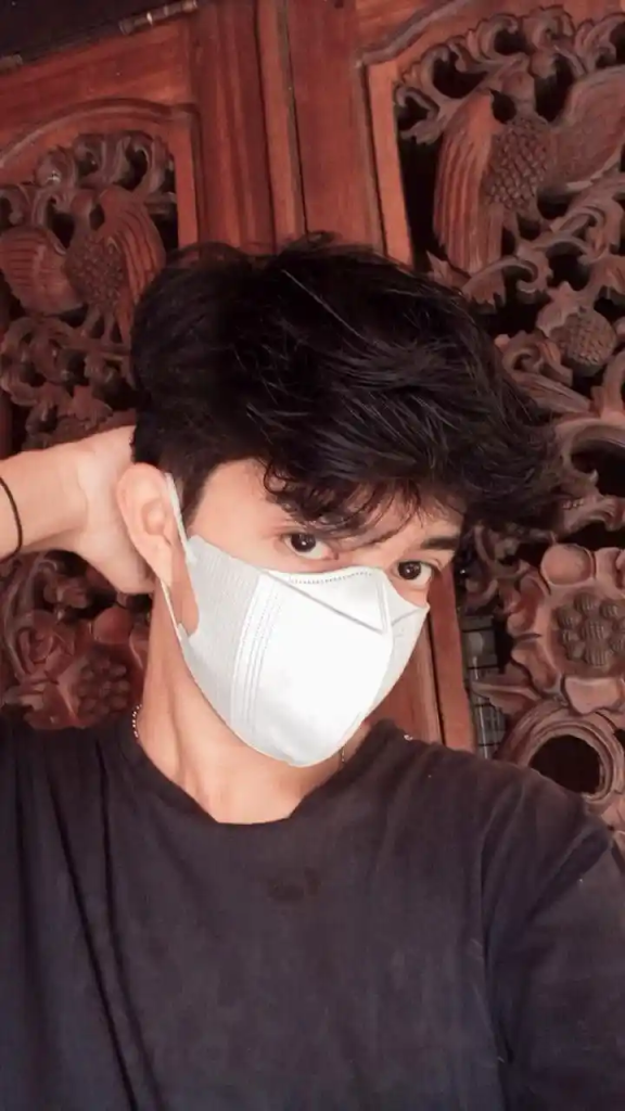 Hidden Face Boys DP with Hoodies & Masks (41)