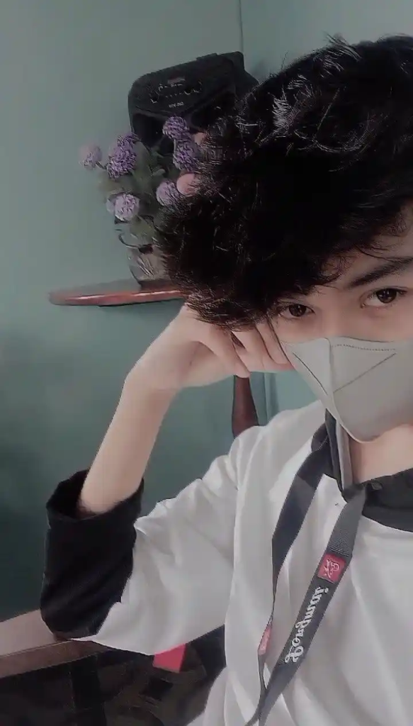 Hidden Face Boys DP with Hoodies & Masks (46)