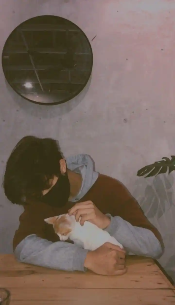 Hidden Face Boys DP with Hoodies & Masks (47)
