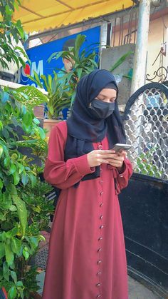 Hijab Mask Girls DP (1)
