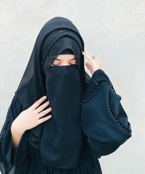Hijab Mask Girls DP (13)
