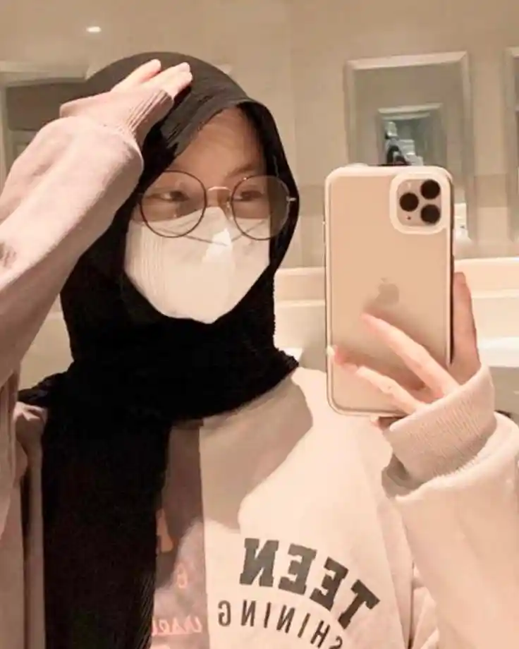 Hijab Mask Girls DP (56)