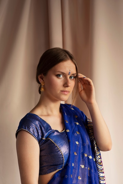 Real Girls DP in Saree (54)