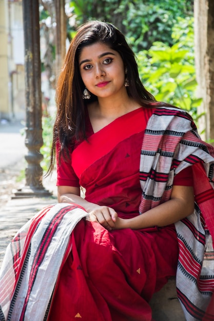 Real Girls DP in Saree (61)