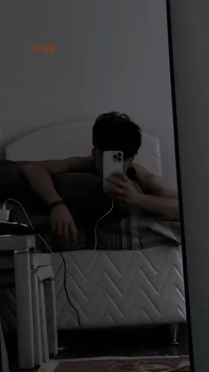 Sad Hidden Face Boys DP (13)