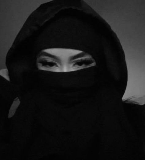 attitude mask girl dp (15)