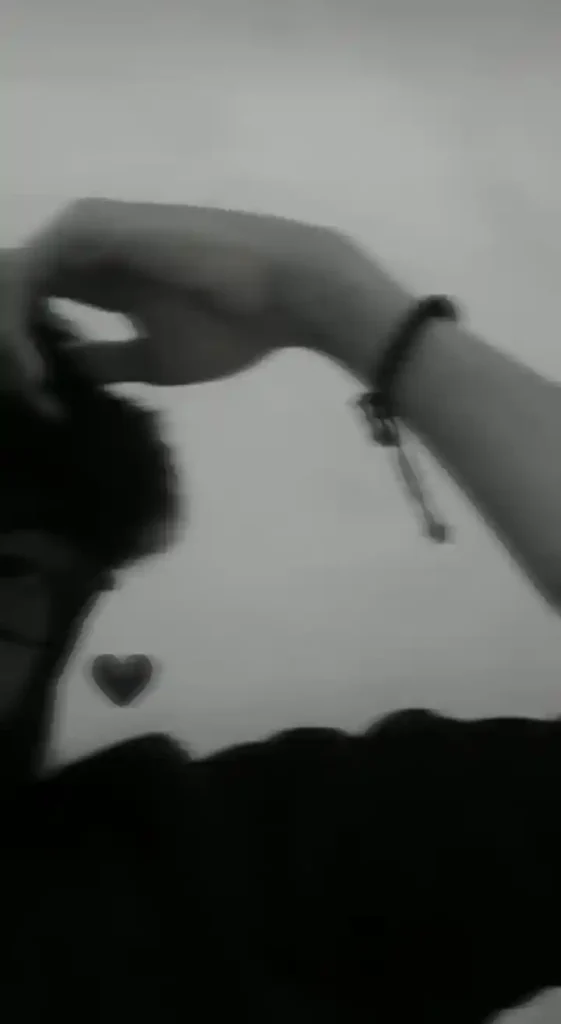 blurry Hidden Face Boys DP (15)