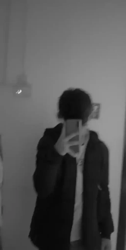 blurry Hidden Face Boys DP (39)