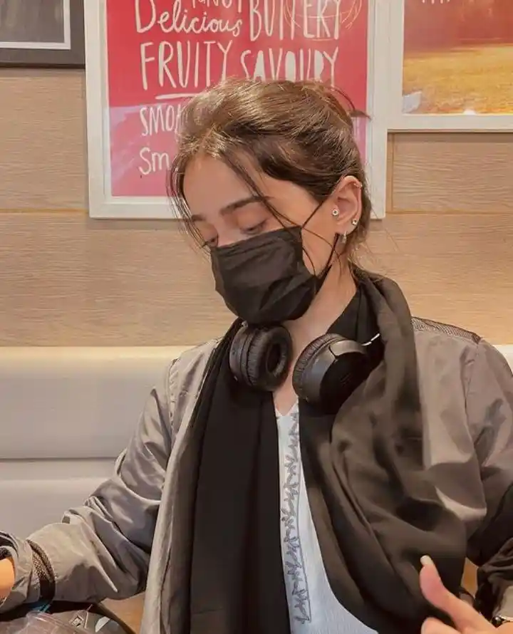 Black Mask Girls DP