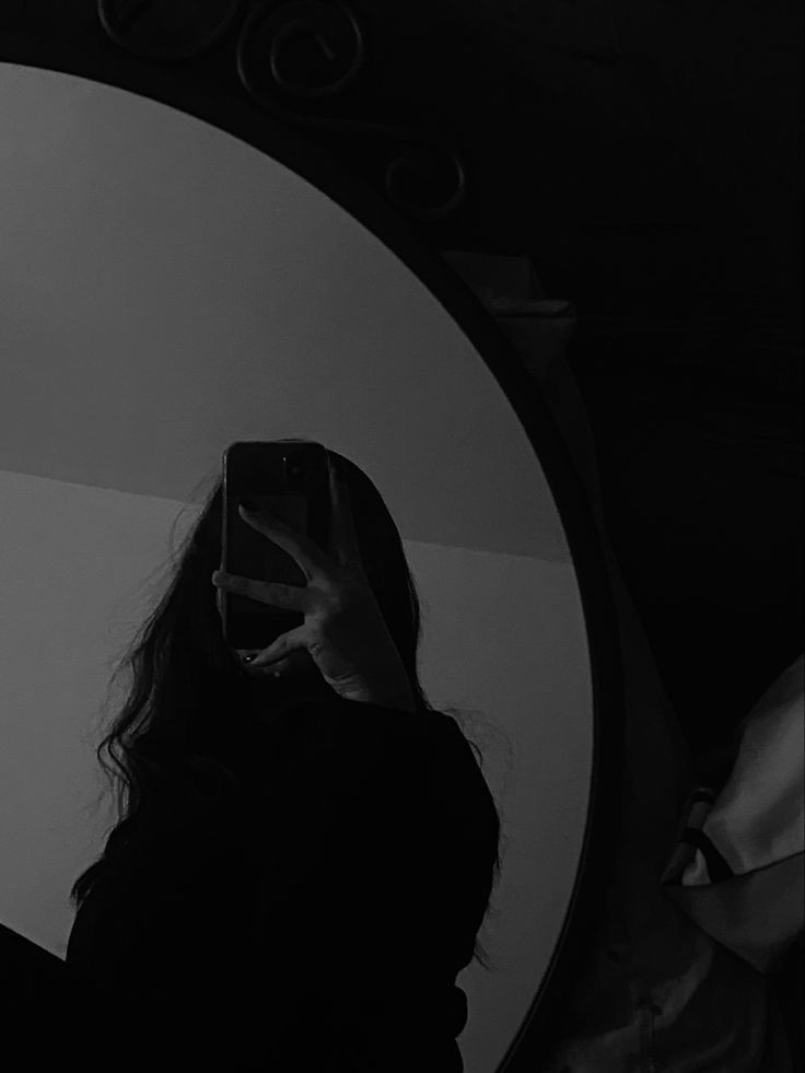 mirror selfie dp (29)