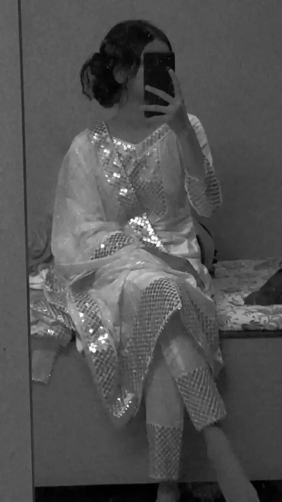 mirror selfie dp (8)