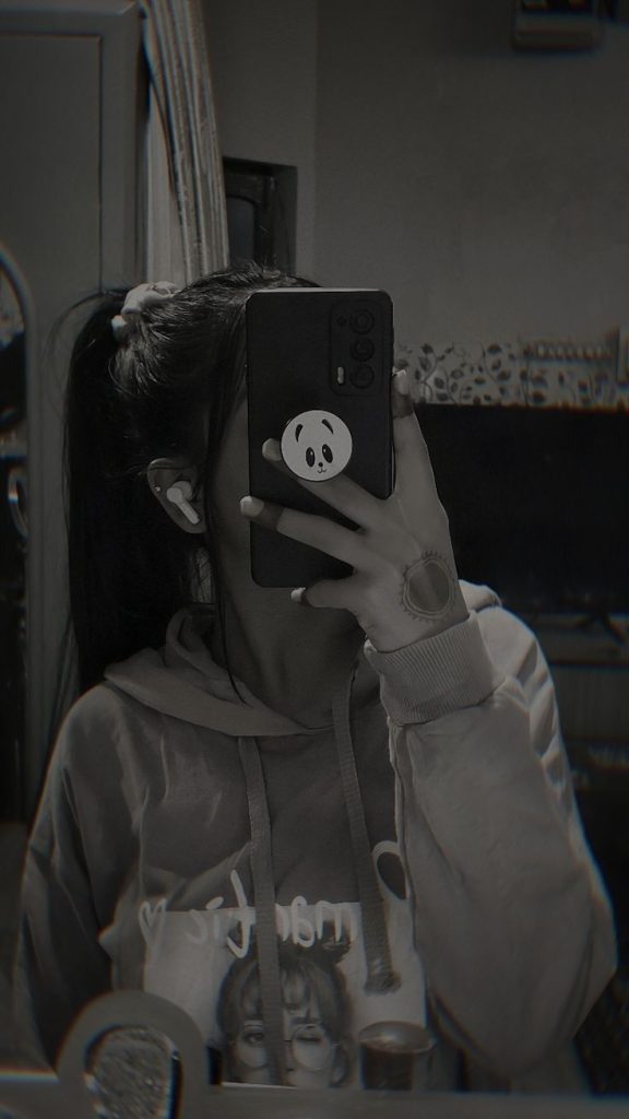 mirror selfie dp (9)