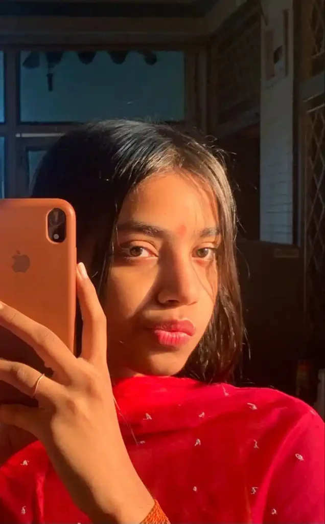 Chill Real Girls DP