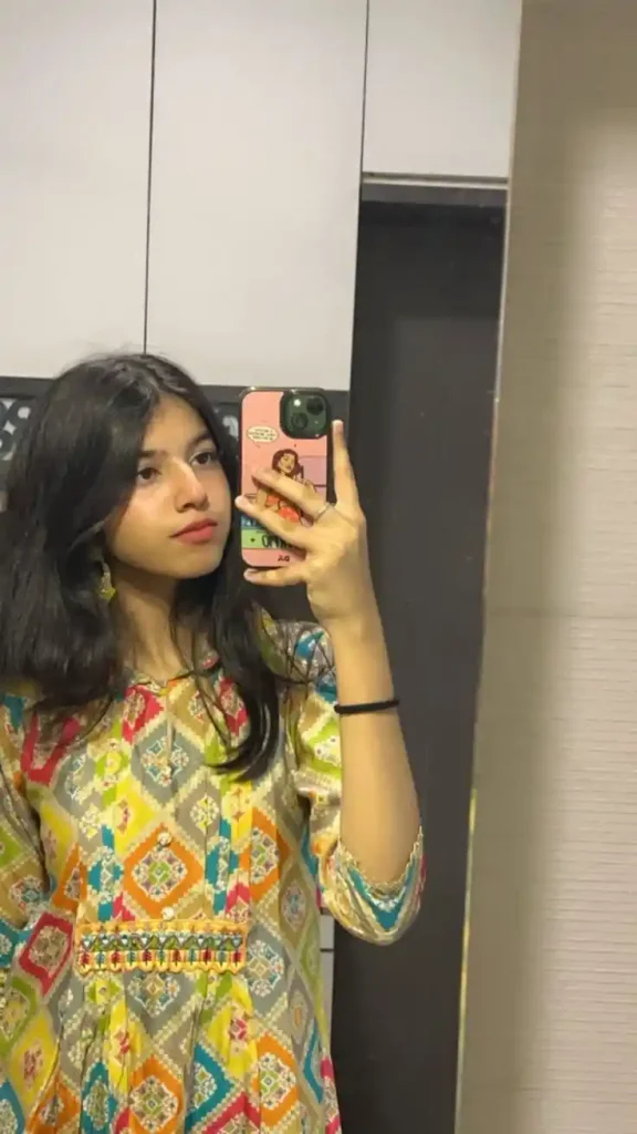 Chill Real Girls DP