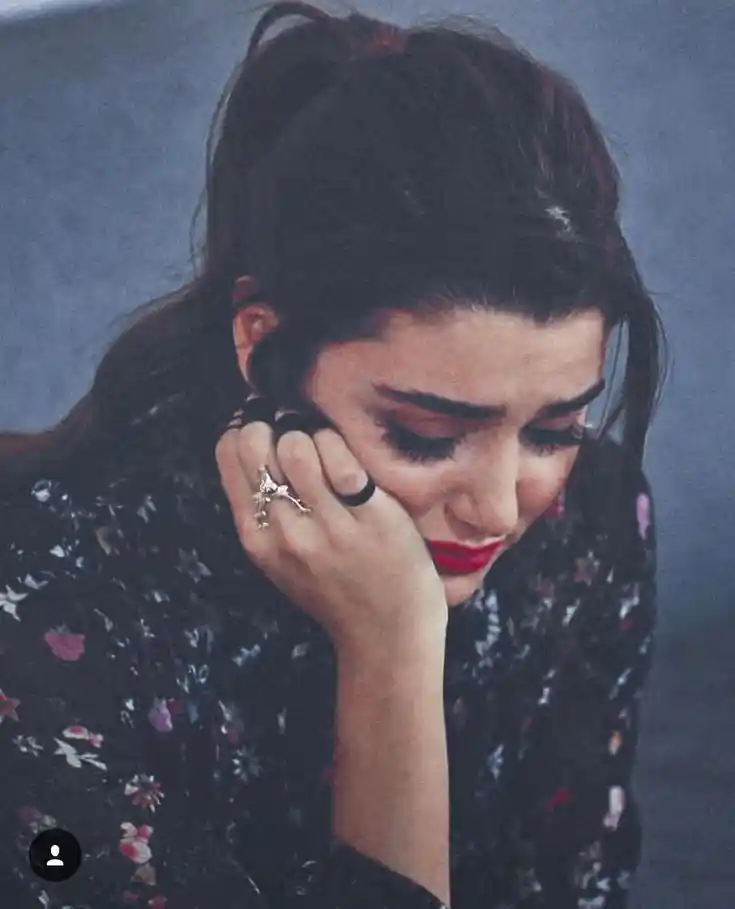 Lonely girl DP (13)
