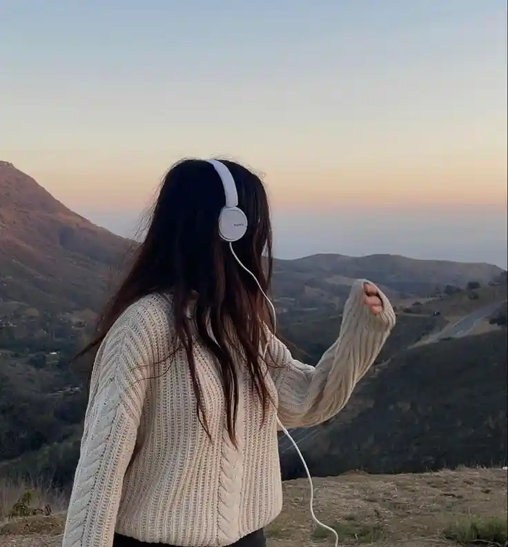 Lonely girl DP (19)
