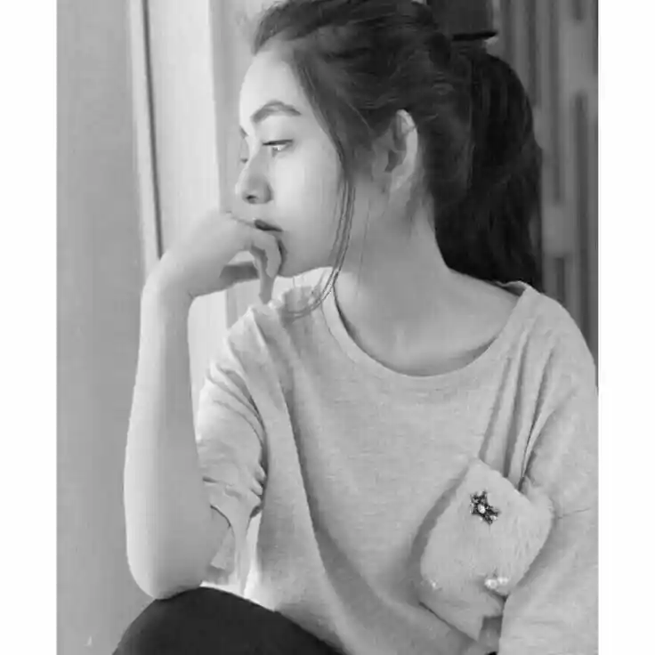 Lonely girl DP (22)
