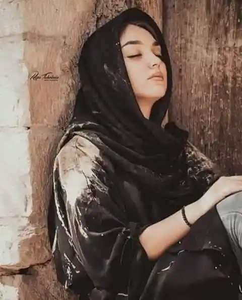 Lonely girl DP (27)